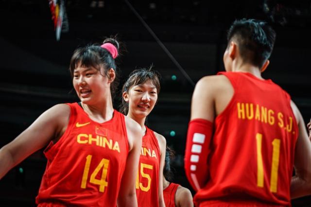 开门红！中国女篮大胜波多黎各42分为三大球提气